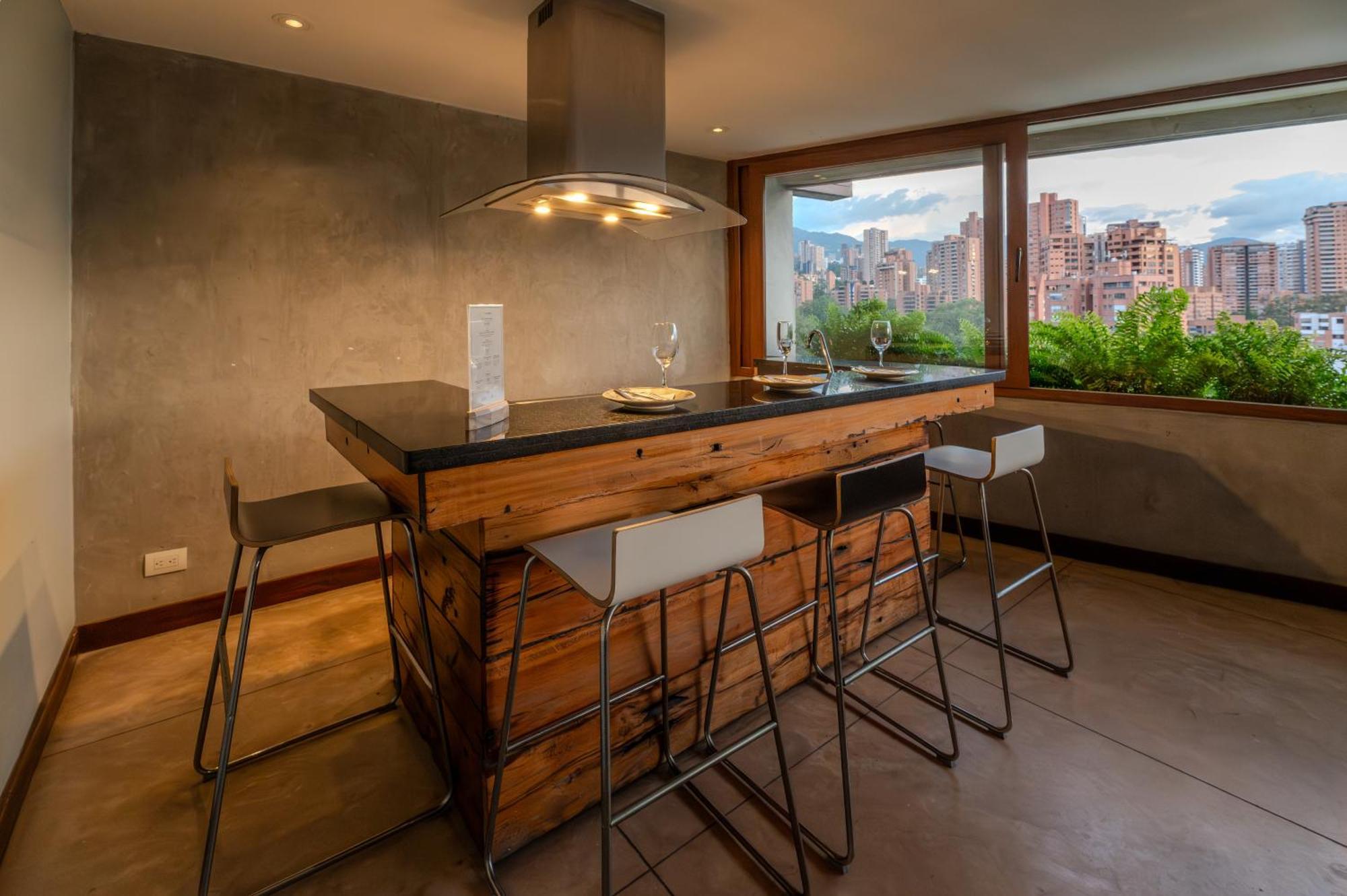 The Charlee 5* Medellín